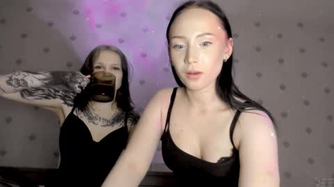 Snapshot of staysi_ chatting on 3, 12, 2025 staysi_ online show from 3, 12, 2025