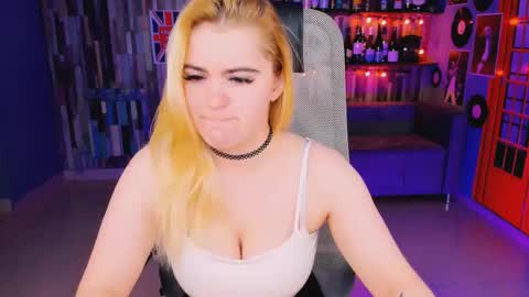 stef_nicks online show from 15, 12, 2025