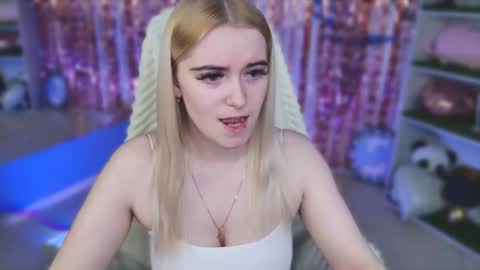 stef_nicks online show from 12, 2, 2026