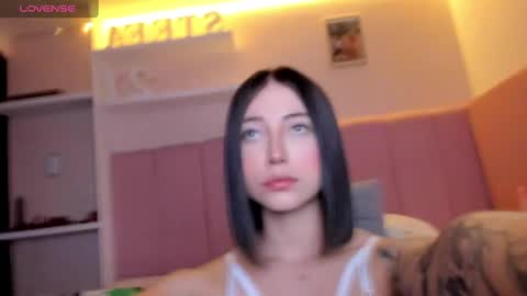 Stefa Gomez  online show from 8, 2, 2025