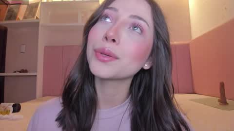 Stefa Gomez  online show from 27, 3, 2026