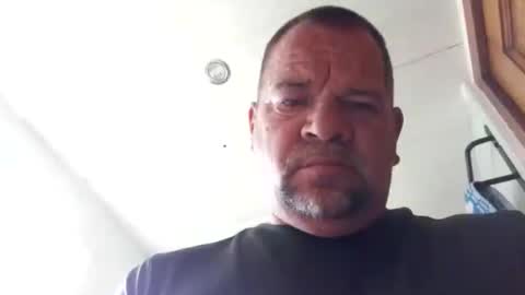Snapshot of stefan185 chatting on 1, 6, 2026 stefan185 online show from 1, 6, 2026