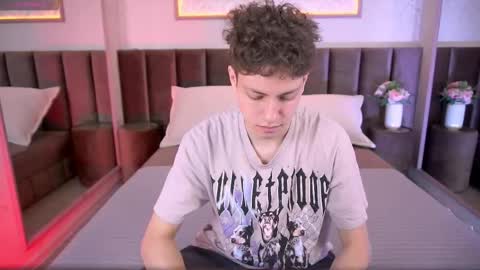 Snapshot of stefanbev chatting on 8, 2, 2026 Esrefan online show from 8, 2, 2026