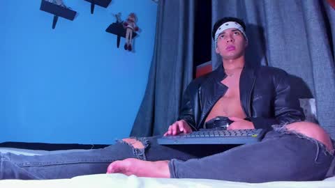 Snapshot of stefann_salvatore chatting on 20, 1, 2025 Stefann Salvatore online show from 20, 1, 2025