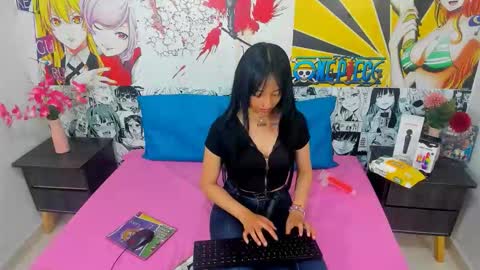 Snapshot of stefany_sweety chatting on 30, 11, 2025 --Estefay-- online show from 30, 11, 2025