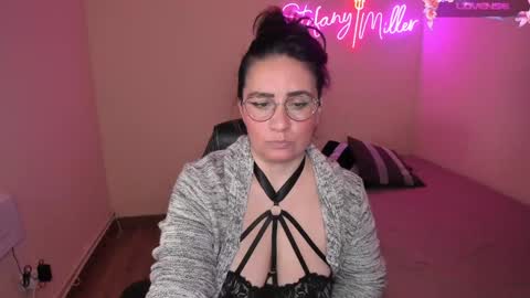 Snapshot of stefanyhotmilf chatting on 31, 12, 2024 stefany online show from 31, 12, 2024