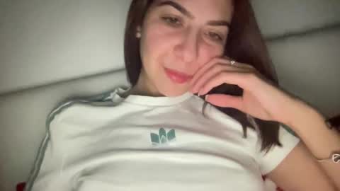 Snapshot of stefy_glow chatting on 2, 3, 2025 stefy_glow online show from 2, 3, 2025
