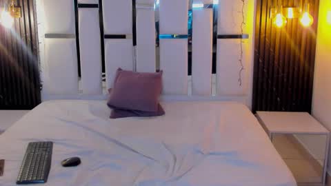 Snapshot of stela_ebony chatting on 22, 12, 2025 STELA online show from 22, 12, 2025