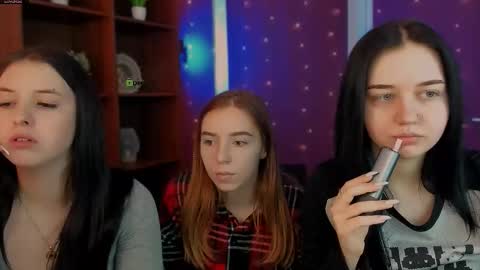 stella_flower online show from 4, 2, 2026