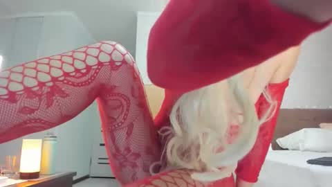 stella_walters online show from 27, 10, 2025