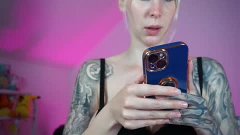 StellaCinderella online show from 13, 10, 2025