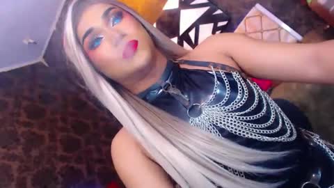 CALL ME STELLA online show from 6, 12, 2024