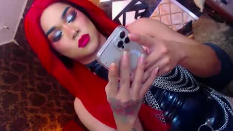 CALL ME STELLA online show from 14, 12, 2024