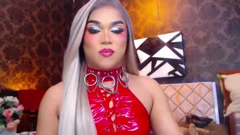 CALL ME STELLA online show from 16, 12, 2024