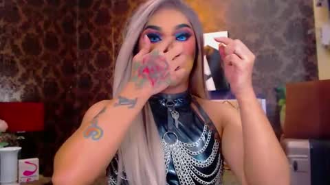 CALL ME STELLA online show from 3, 2, 2025