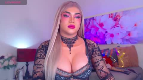 CALL ME STELLA online show from 1, 10, 2025