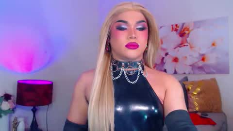 CALL ME STELLA online show from 16, 10, 2025