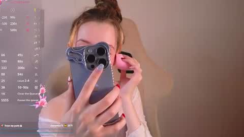 Snapshot of stellamontis chatting on 4, 7, 2026 Stella online show from 4, 7, 2026