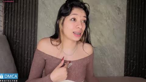 Snapshot of stepha_ chatting on 8, 11, 2025 Stepha online show from 8, 11, 2025