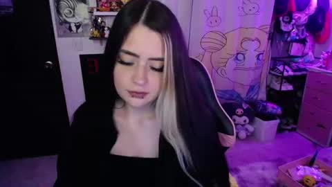 Snapshot of stephani_rousso chatting on 21, 7, 2026 joha cosmo online show from 21, 7, 2026