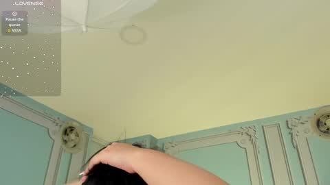         online show from 25, 1, 2025