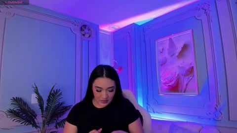         online show from 28, 10, 2025