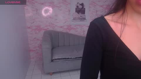 Stephania online show from 9, 1, 2025