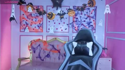 Stephania online show from 30, 10, 2025