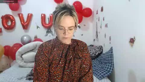 Stephanie   online show from 23, 2, 2026