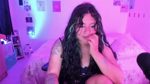 Stephanie  online show from 23, 12, 2024