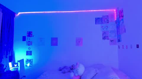 Stephanie  online show from 27, 12, 2024