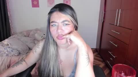 Stephanie  online show from 11, 11, 2025