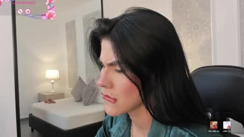 Snapshot of stephanya_ chatting on 18, 5, 2026 S T E P H A N Y A online show from 18, 5, 2026