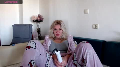 Snapshot of stephanydoll chatting on 19, 1, 2026 stefany online show from 19, 1, 2026