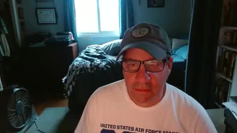 stephenhal9 online show from 22, 3, 2026