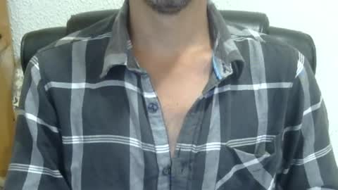 sterling_archer_24 online show from 28, 1, 2025