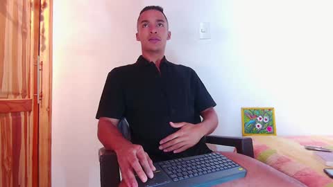 steven_modelo69 online show from 2, 2, 2025