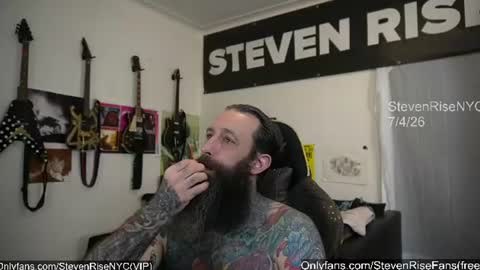 Snapshot of stevenrisenyc chatting on 4, 7, 2026 StevenRiseNYC online show from 4, 7, 2026
