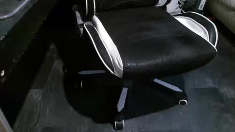 Snapshot of stiffler83pl chatting on 5, 11, 2025 stiffler83pl online show from 5, 11, 2025