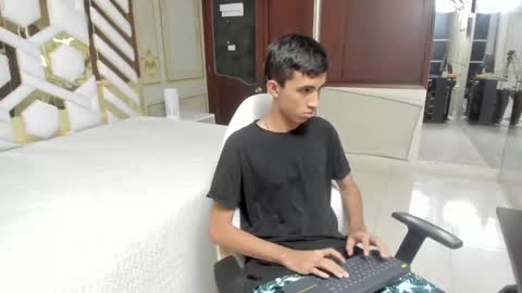 Snapshot of stiilman_hots chatting on 20, 2, 2025 stiilman_hots online show from 20, 2, 2025