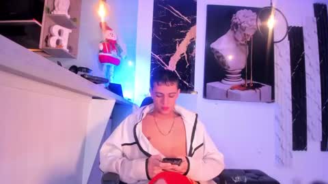 Stiven  brendan online show from 16, 12, 2024