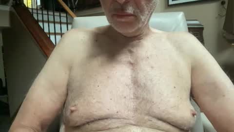 Snapshot of stillbad2 chatting on 2, 4, 2026 Stillbad2 online show from 2, 4, 2026