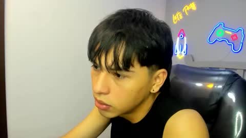 Stiwen online show from 10, 10, 2025