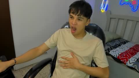 Stiwen online show from 12, 11, 2025