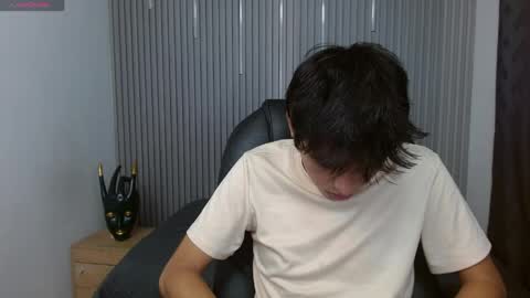 Stiwen online show from 8, 4, 2026