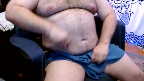 Snapshot of stonerbear42 chatting on 9, 7, 2026 Stonerbear42 online show from 9, 7, 2026