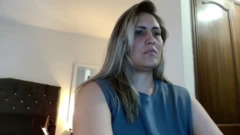 storm_hanks online show from 2, 12, 2025