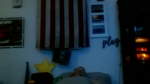 Str8 online show from 22, 2, 2025