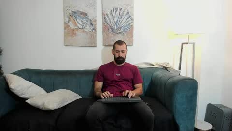 straight__friends online show from 6, 4, 2026