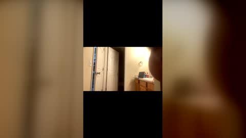 Snapshot of straightcurious80 chatting on 10, 1, 2026 straightcurious80 online show from 10, 1, 2026